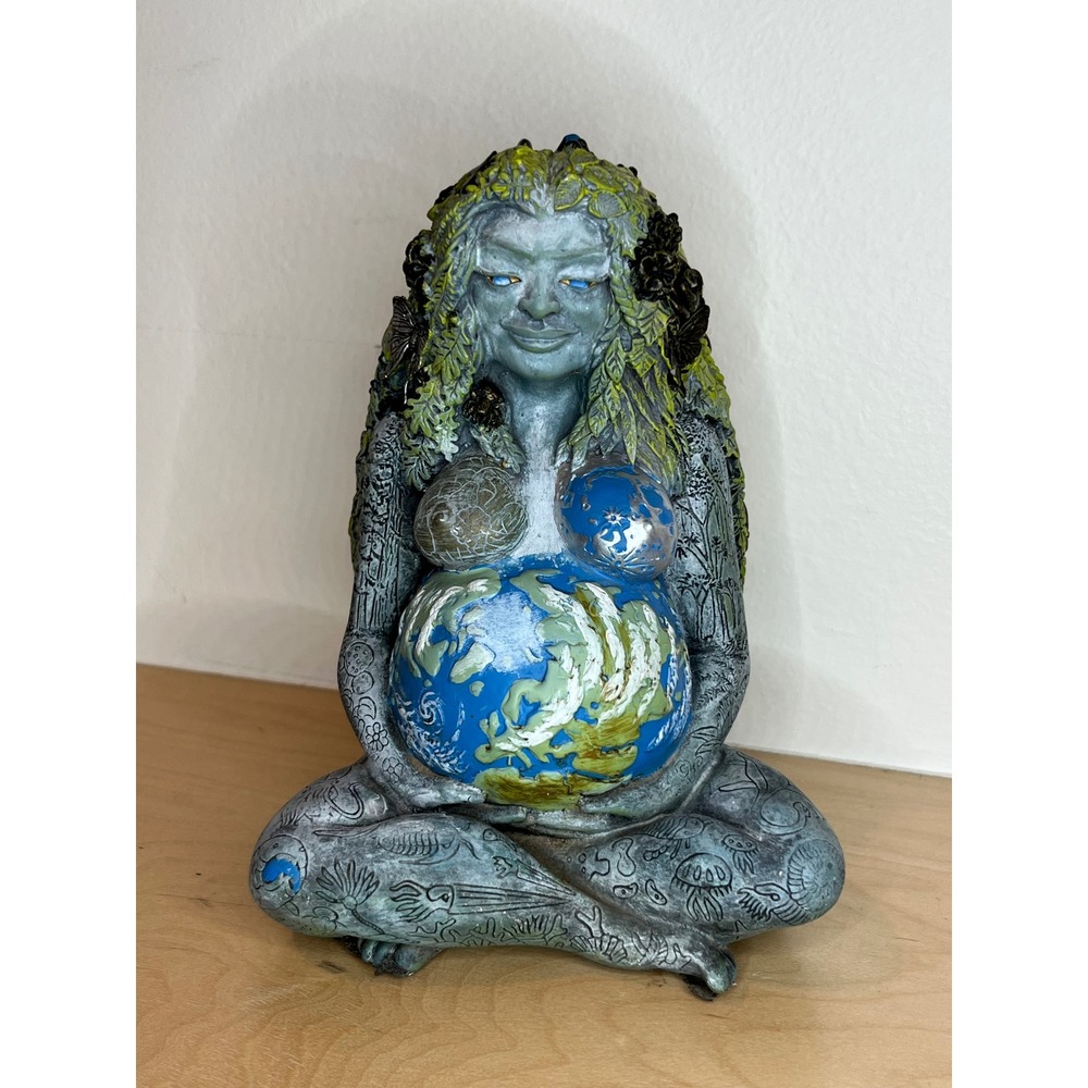 Mother Earth Gaia Goddess Figurine Sculpture‎ Pregnant with World Statue